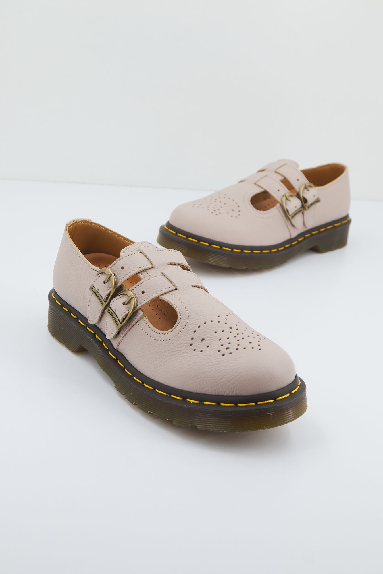 Nude 2024 dr martens