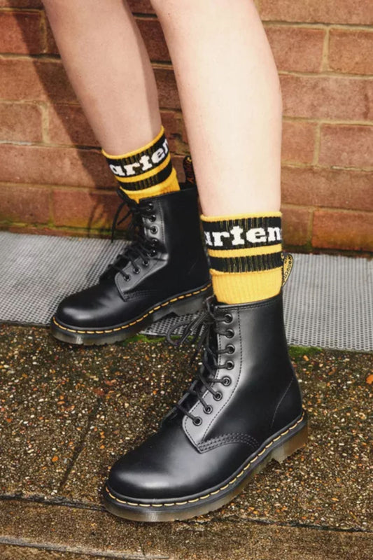 DR. MARTENS ATHLETIC LOGO SOCK en color AMARILLO (2)