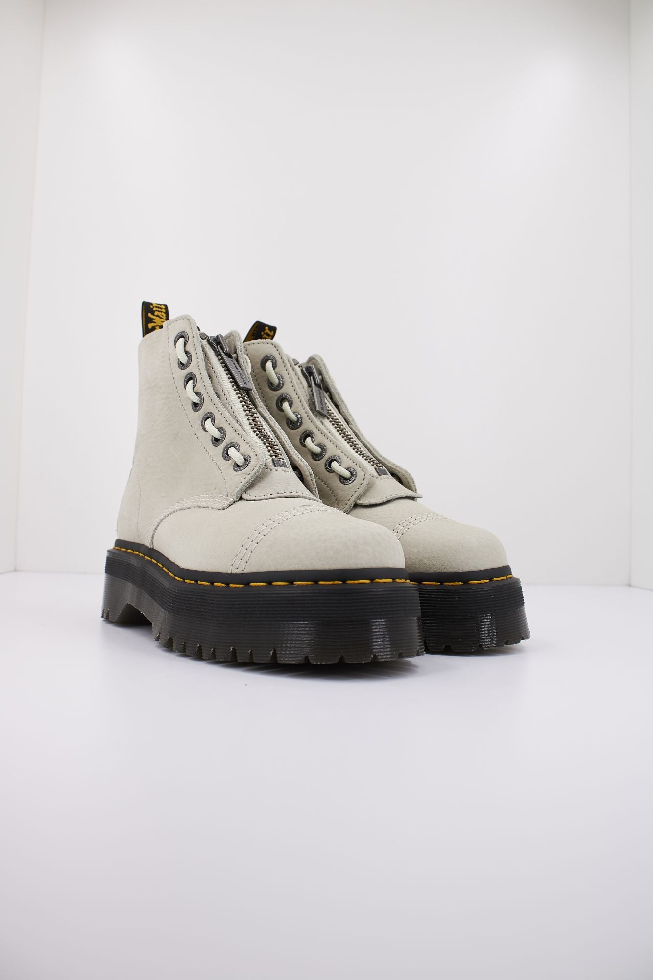 DR. MARTENS SINCLAIR en color VERDE (2)