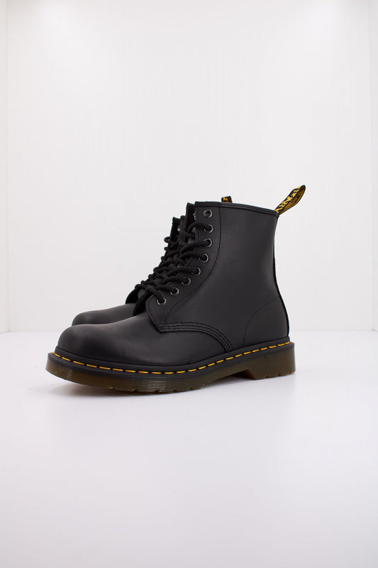 DR. MARTENS 1460 en color NEGRO (2)