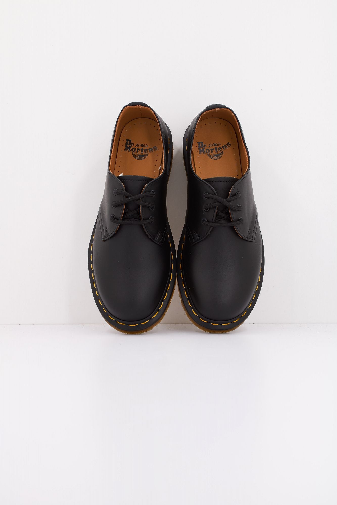 DR. MARTENS 1461 en color NEGRO (3)