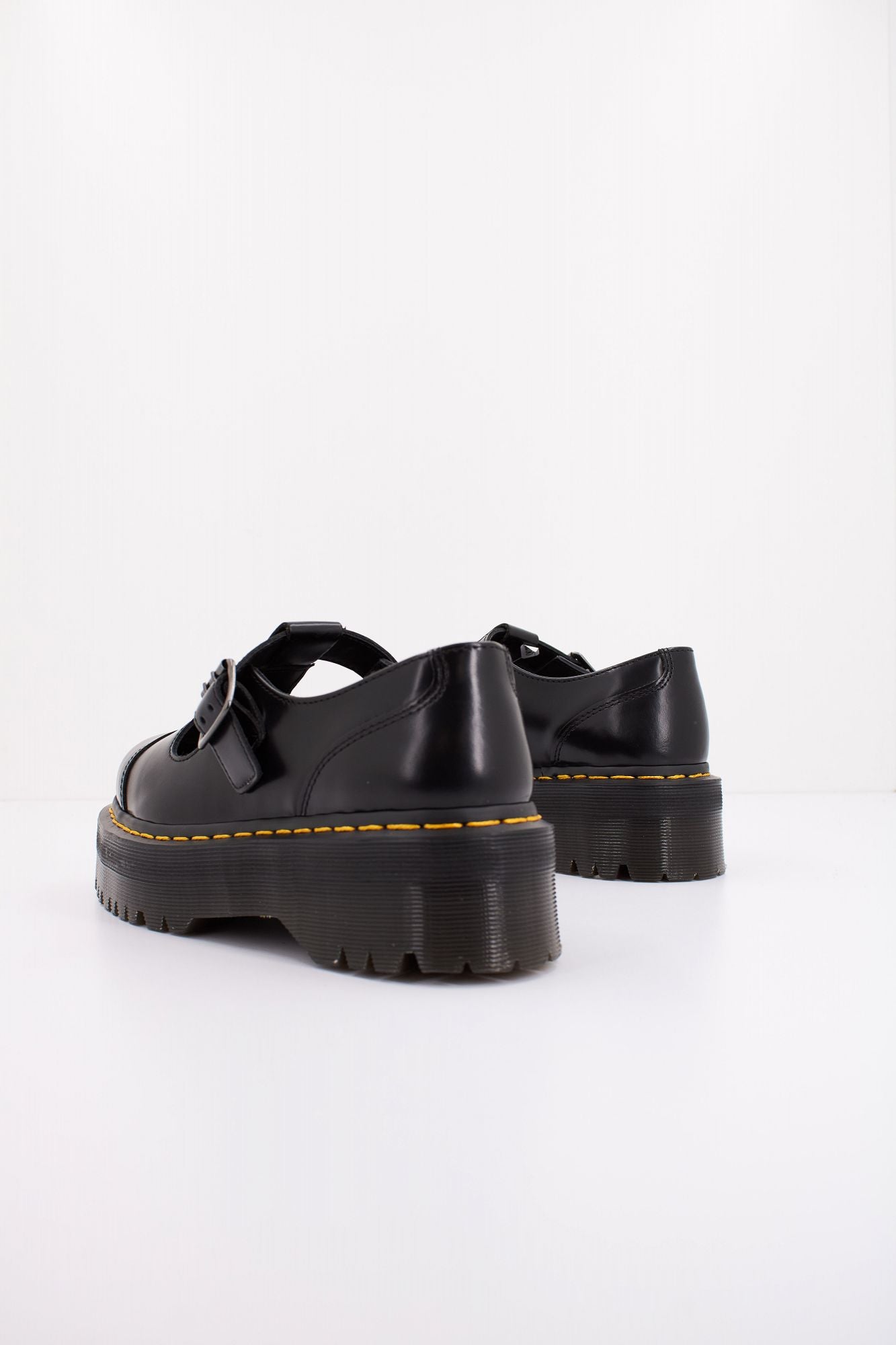 DR. MARTENS BETHAN en color NEGRO (4)