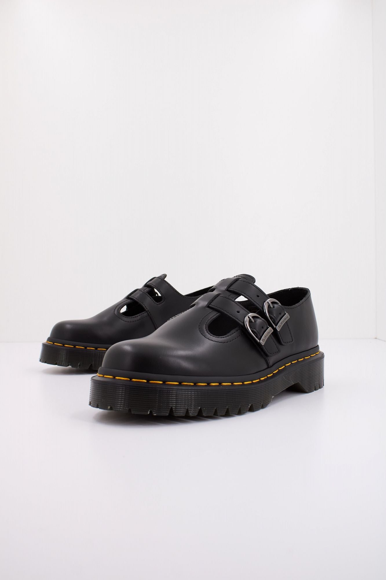 DR. MARTENS BEX en color NEGRO (2)