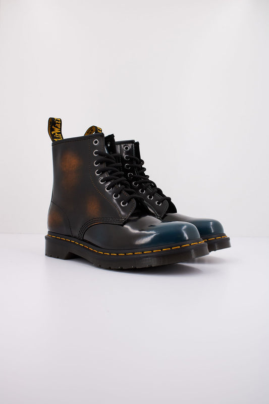 DR. MARTENS 1460 en color NEGRO (2)