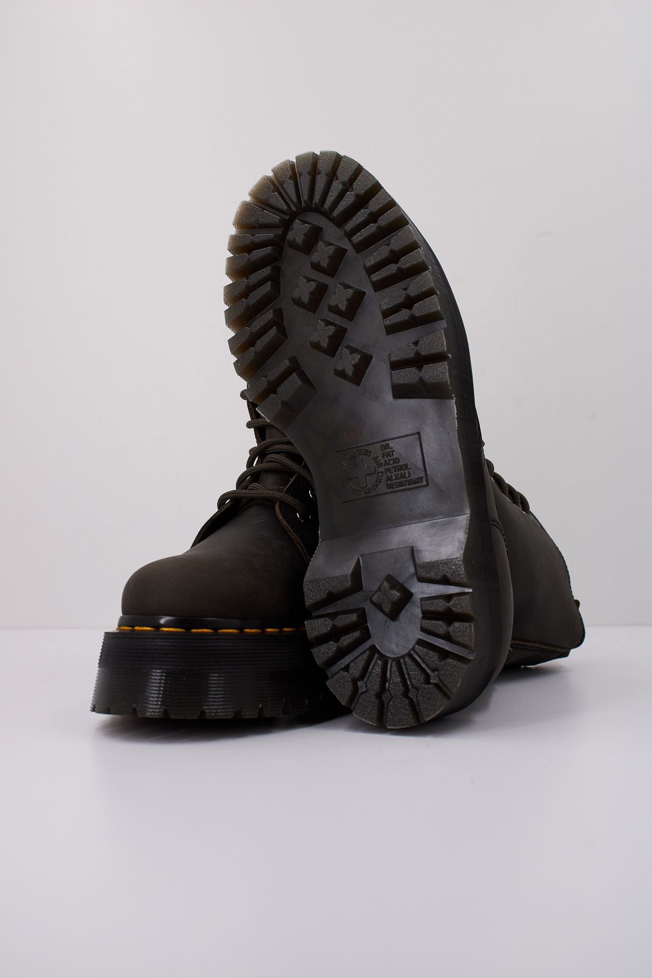 DR. MARTENS JADON en color GRIS (5)