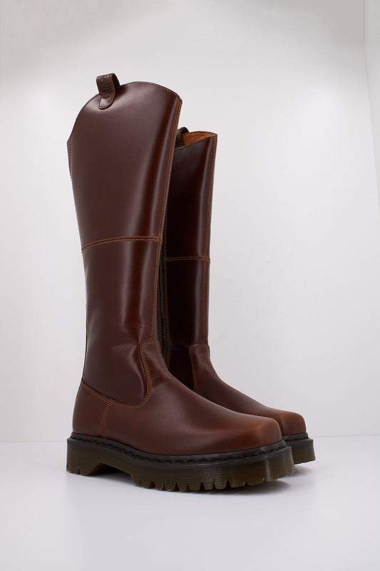 DR. MARTENS AMAAYAH HI en color MARRON (2)