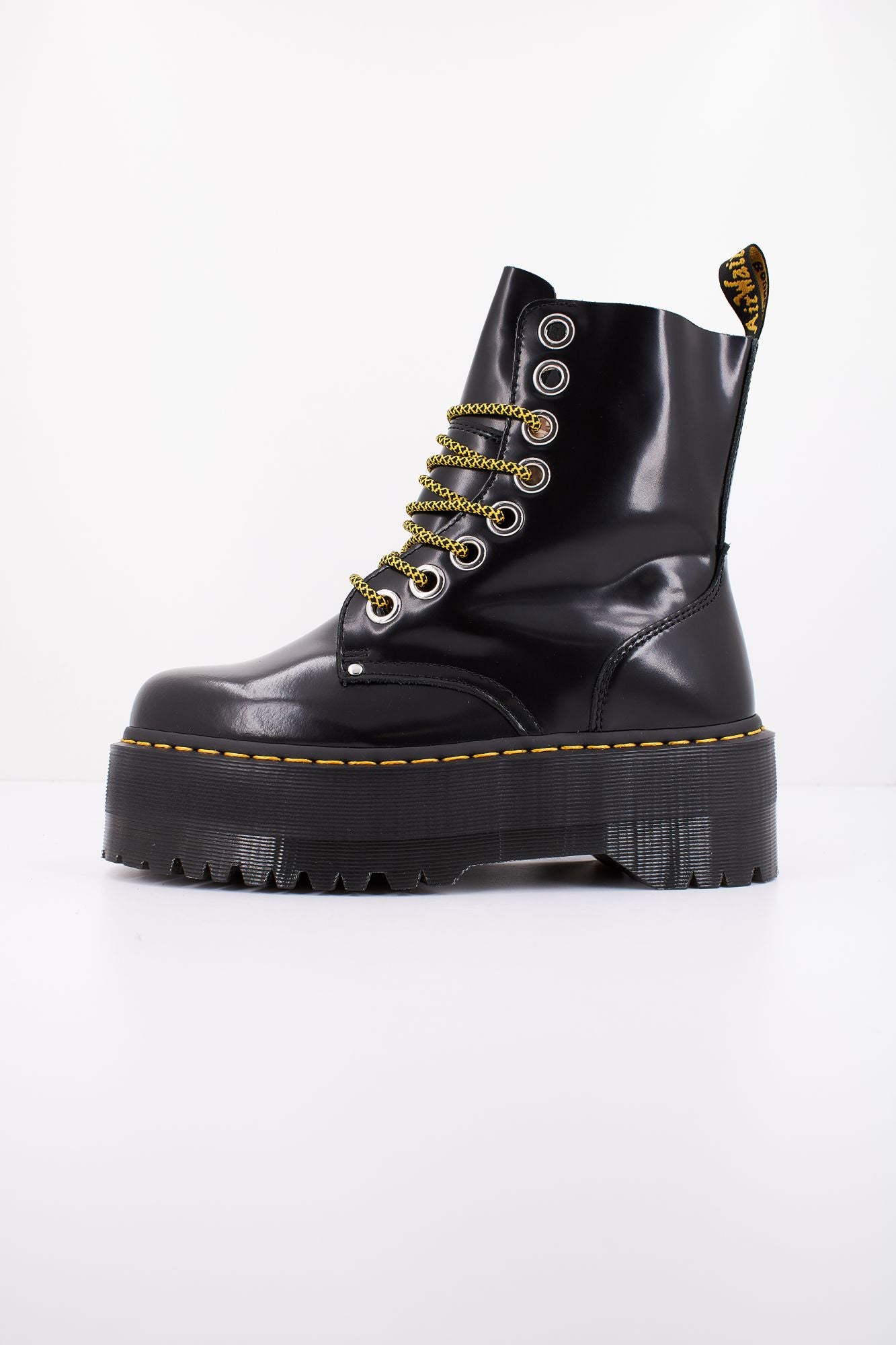 DR. MARTENS JADON MAX 8-EYE BUTTE en color NEGRO (1)