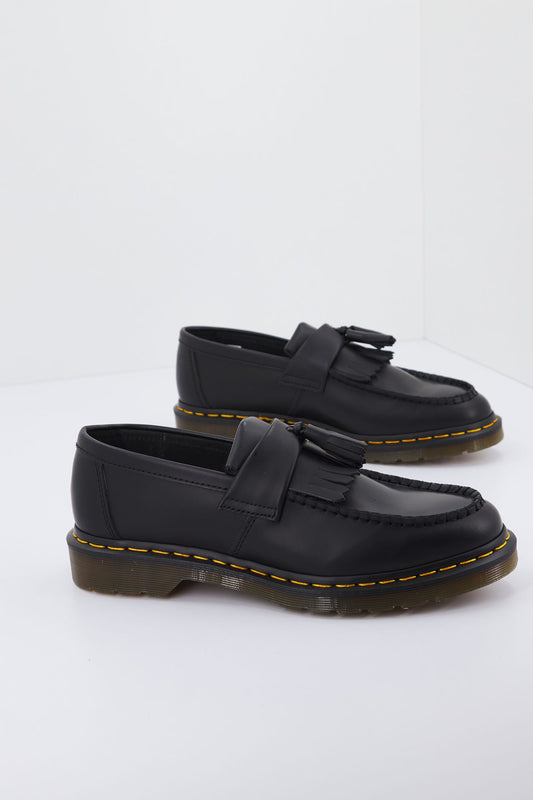 DR. MARTENS ADRIAN YS en color NEGRO (2)