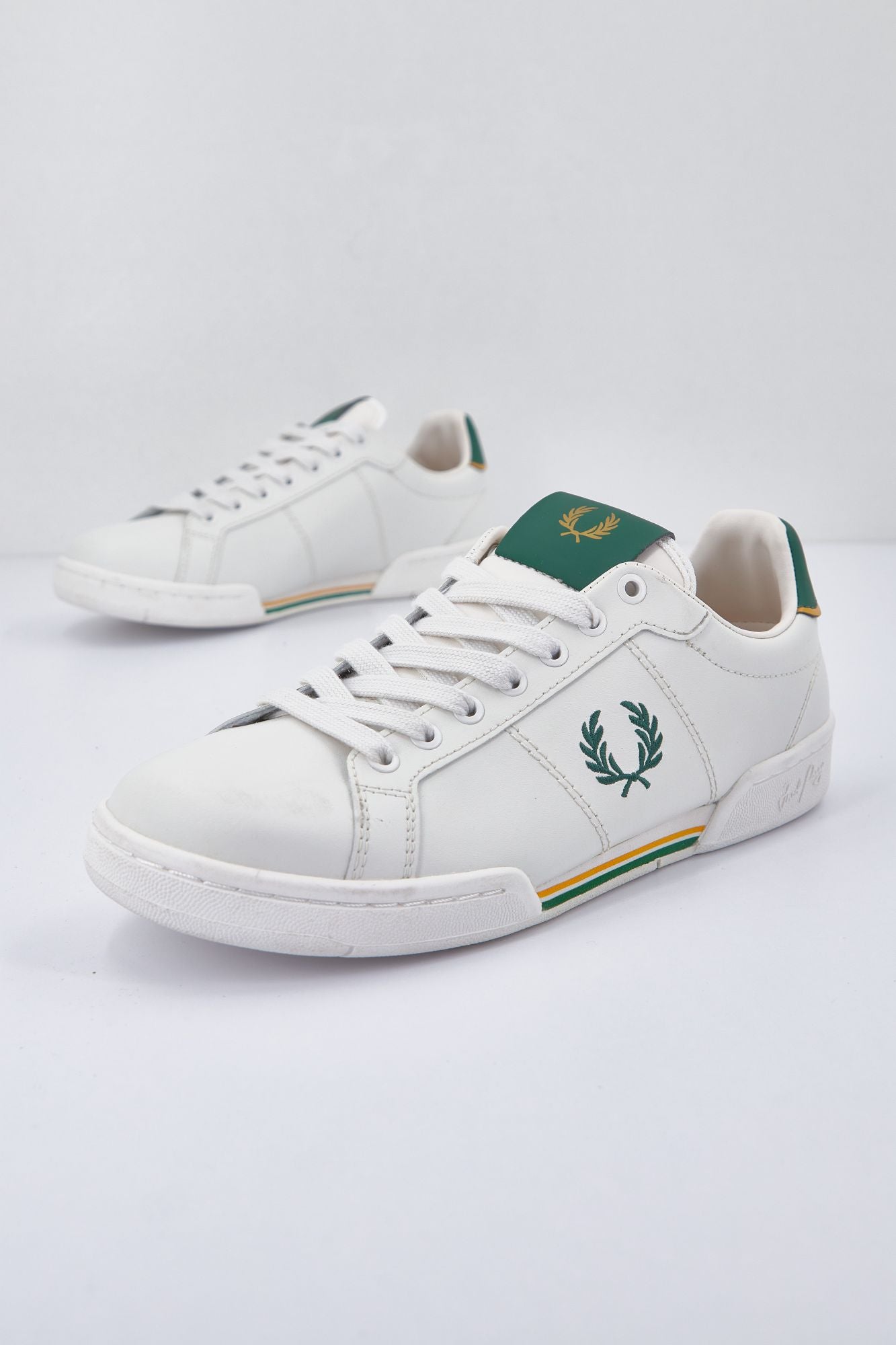 FRED PERRY B1252 en color BLANCO (2)