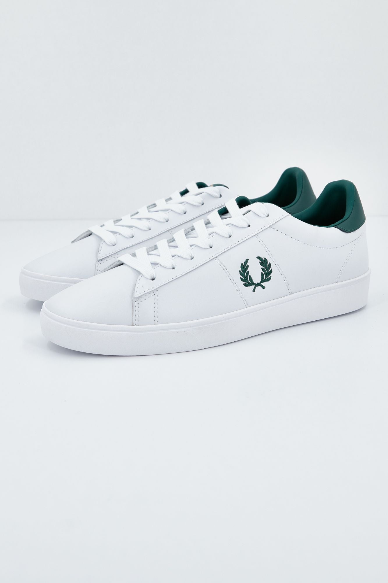 FRED PERRY B8250 en color BLANCO (1)