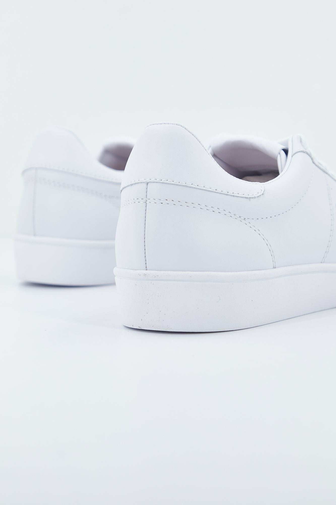 FRED PERRY B8250 en color BLANCO (3)