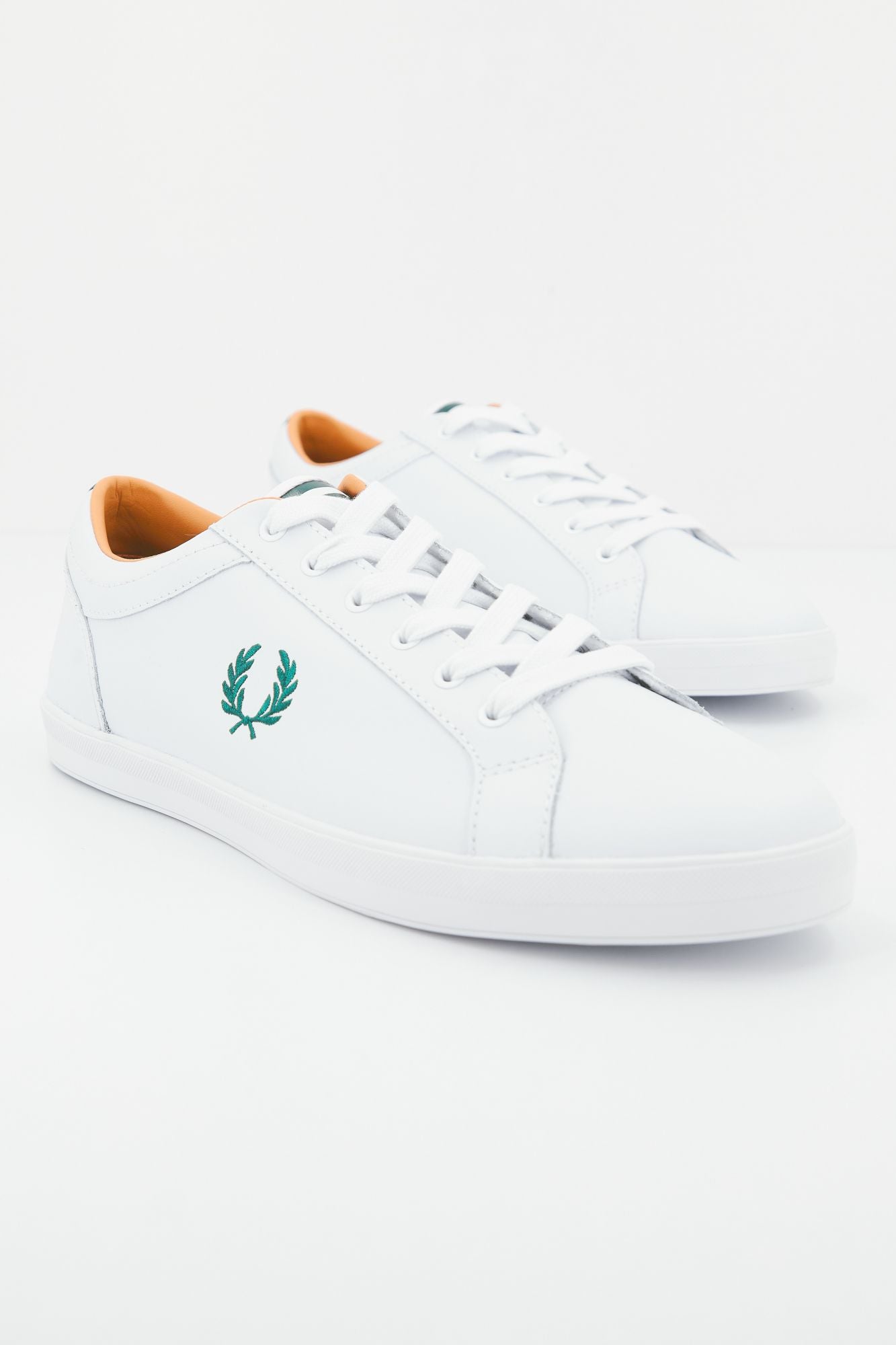 FRED PERRY B1228  en color BLANCO (1)