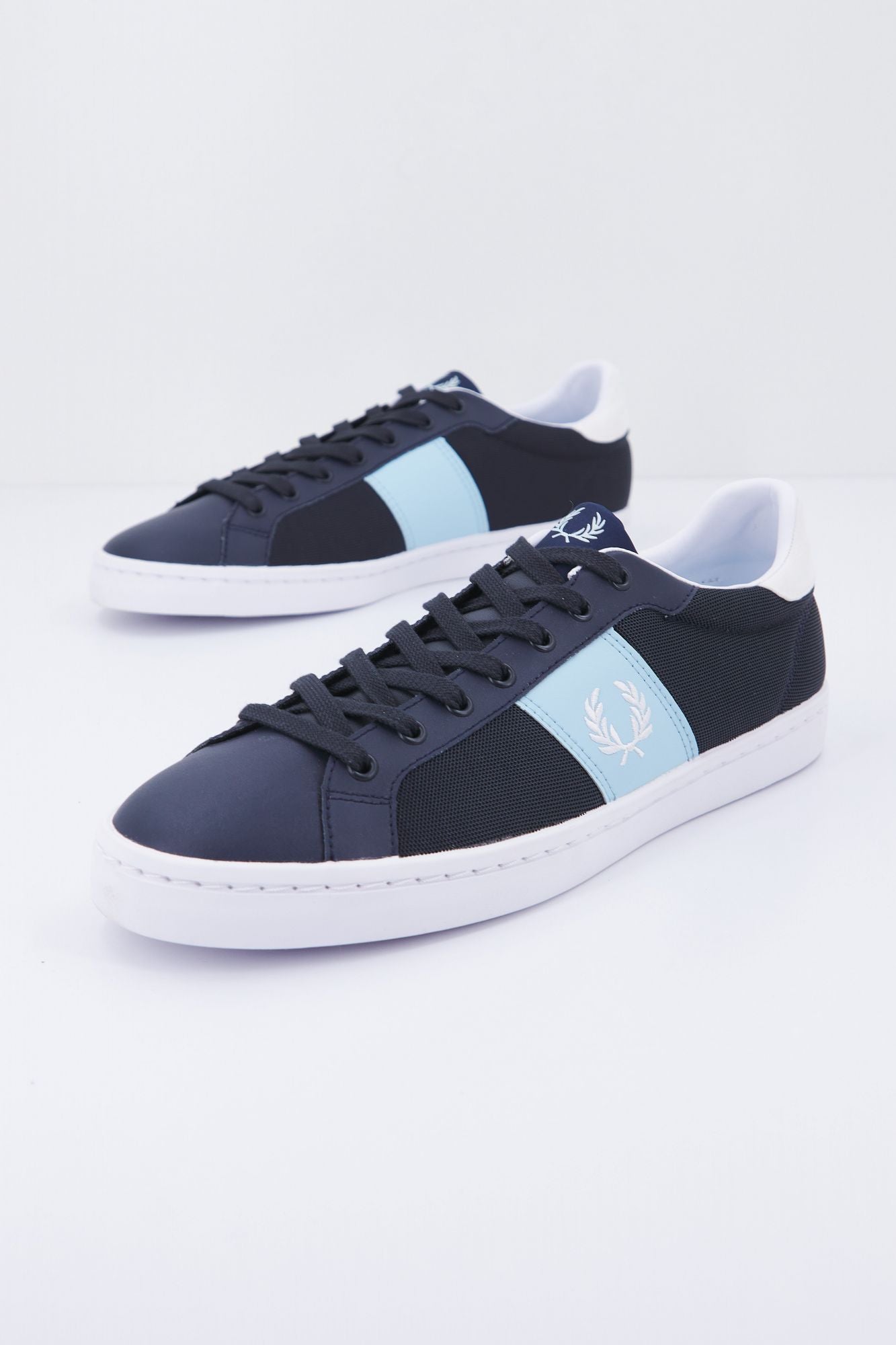 FRED PERRY B6120 en color AZUL (2)