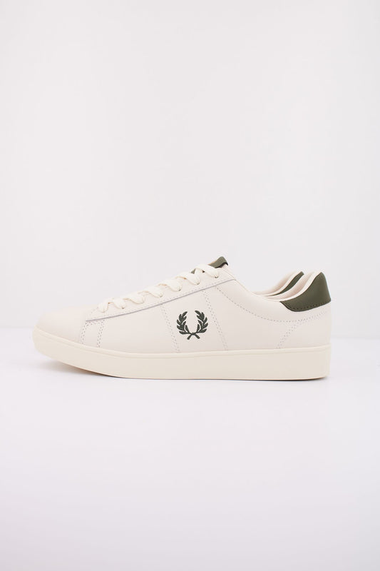 FRED PERRY SPENCER LEATHER en color BEIS (1)