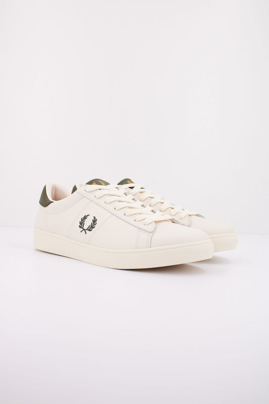 FRED PERRY SPENCER LEATHER en color BEIS (2)