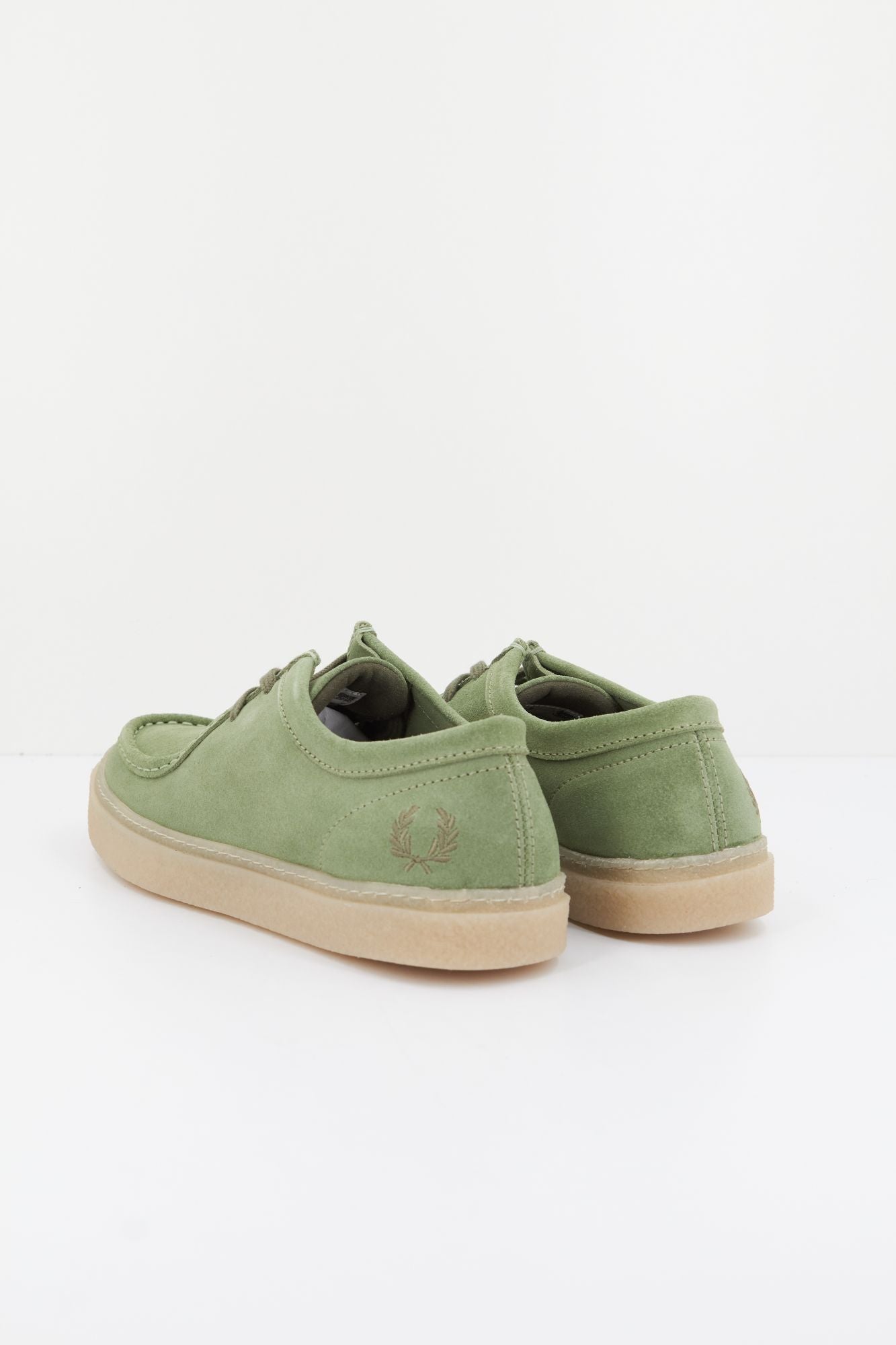 FRED PERRY DAWSON LOW SUEDE en color VERDE (3)