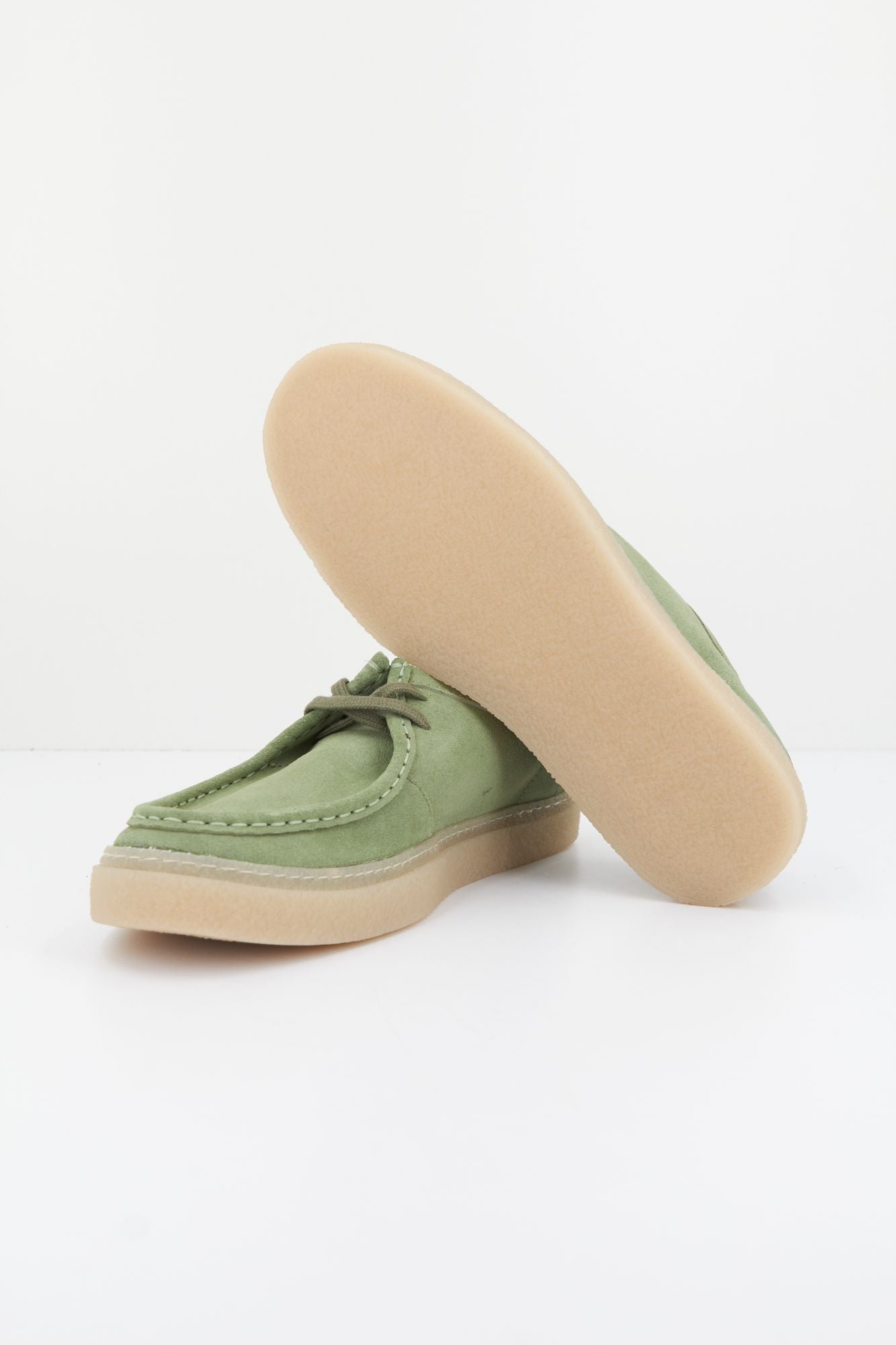 FRED PERRY DAWSON LOW SUEDE en color VERDE (4)