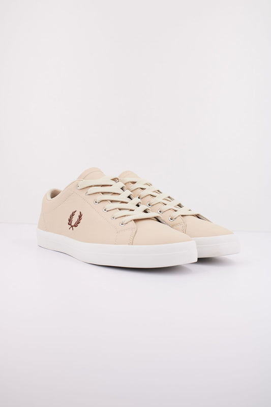 FRED PERRY BASELINE LEATHER en color BEIS (2)