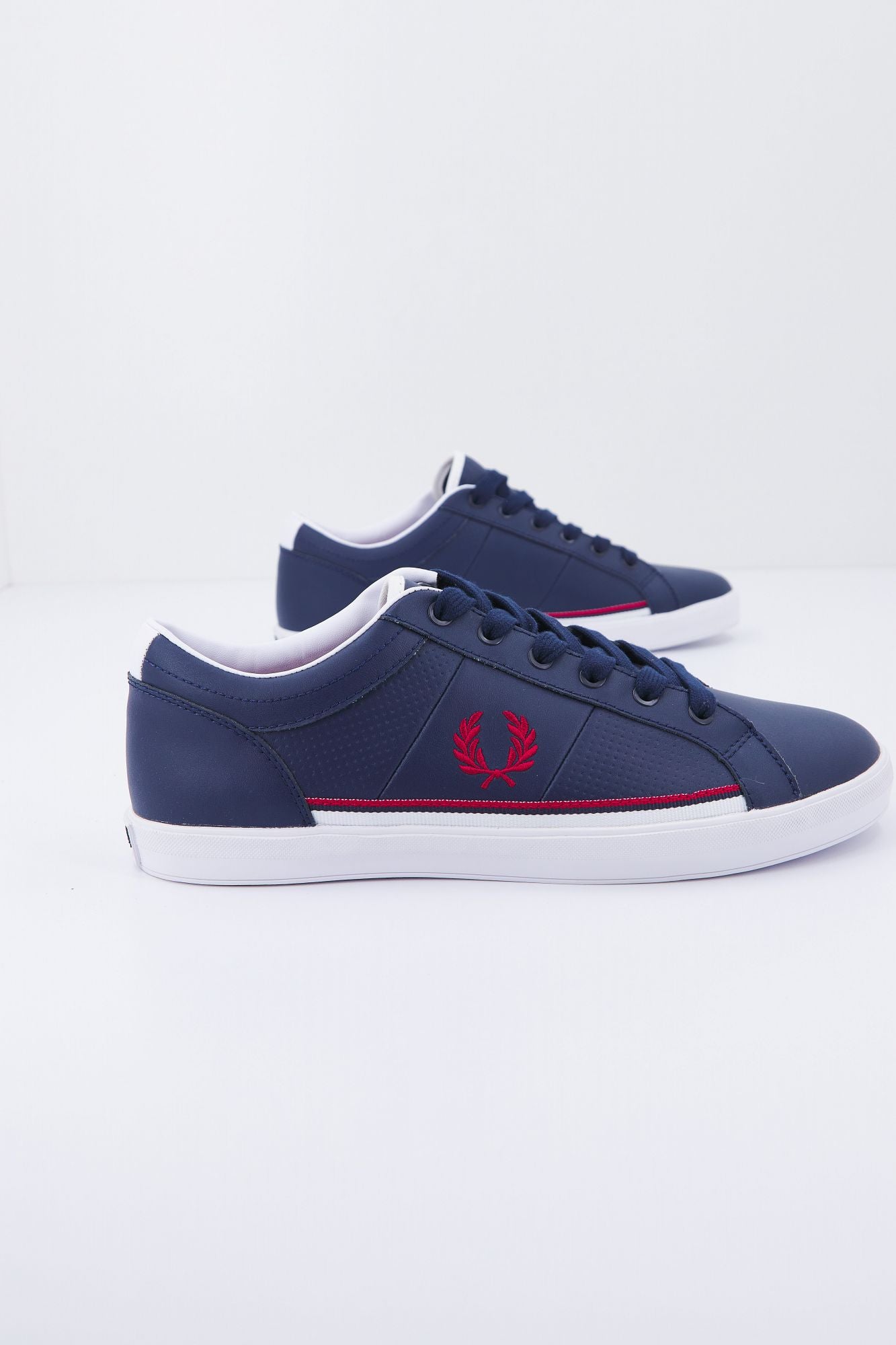 FRED PERRY BASELINE PERF LTHR en color AZUL (2)