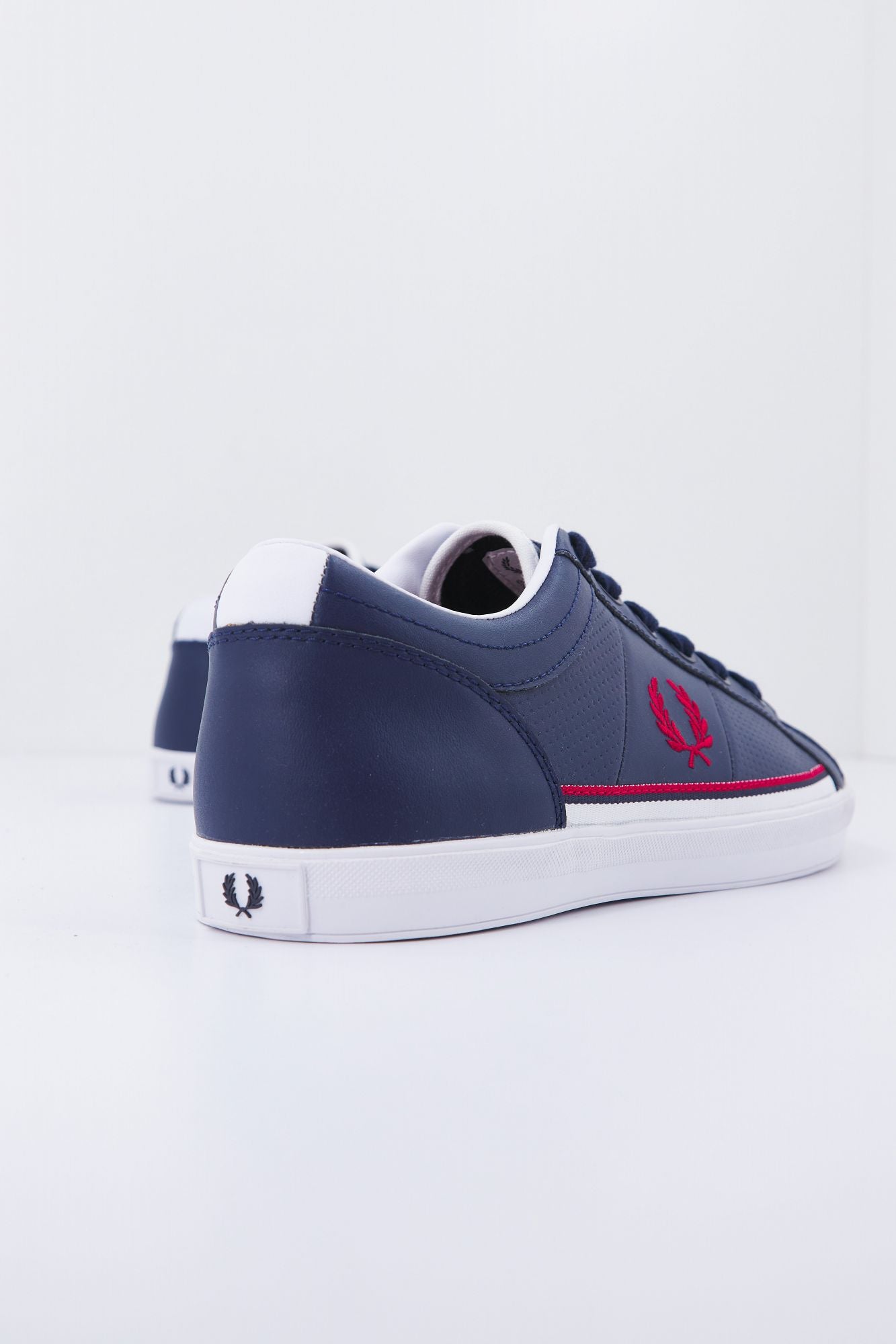 FRED PERRY BASELINE PERF LTHR en color AZUL (3)