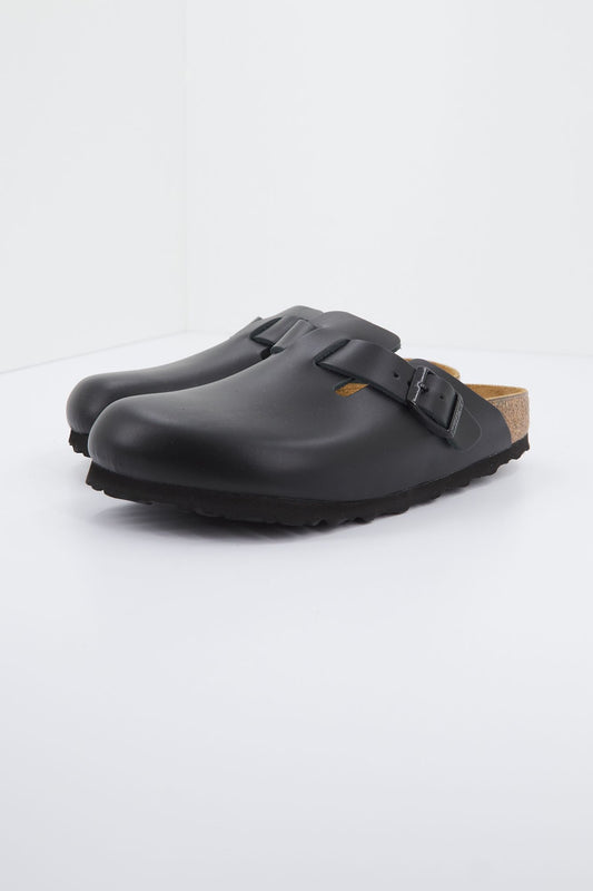 BIRKENSTOCK BOSTON en color NEGRO (2)