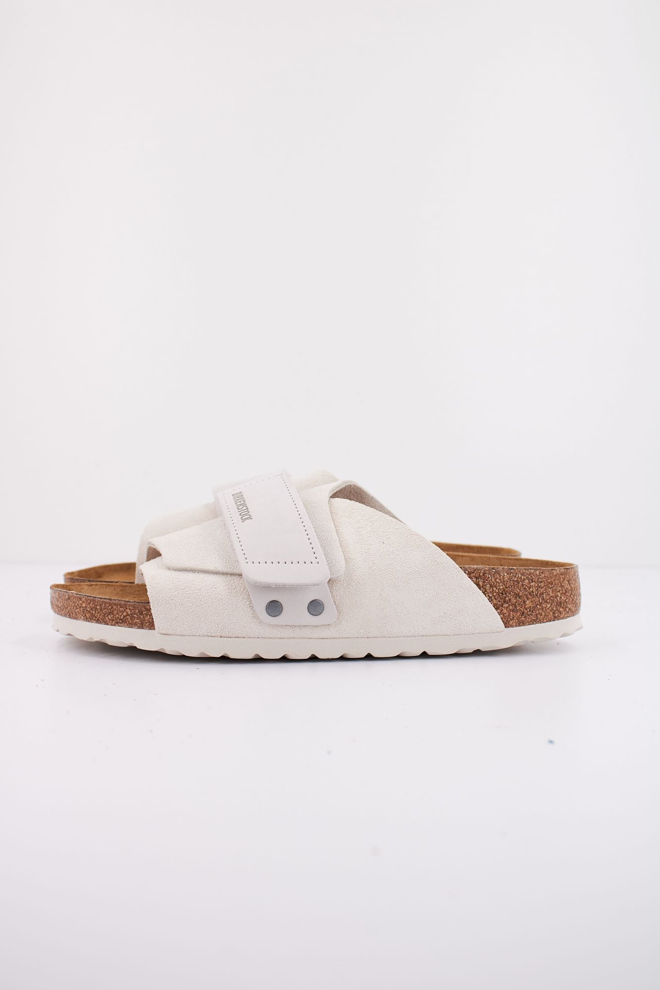 BIRKENSTOCK KYOTO NUBUCK/SUEDE LEATHE en color BEIS (1)