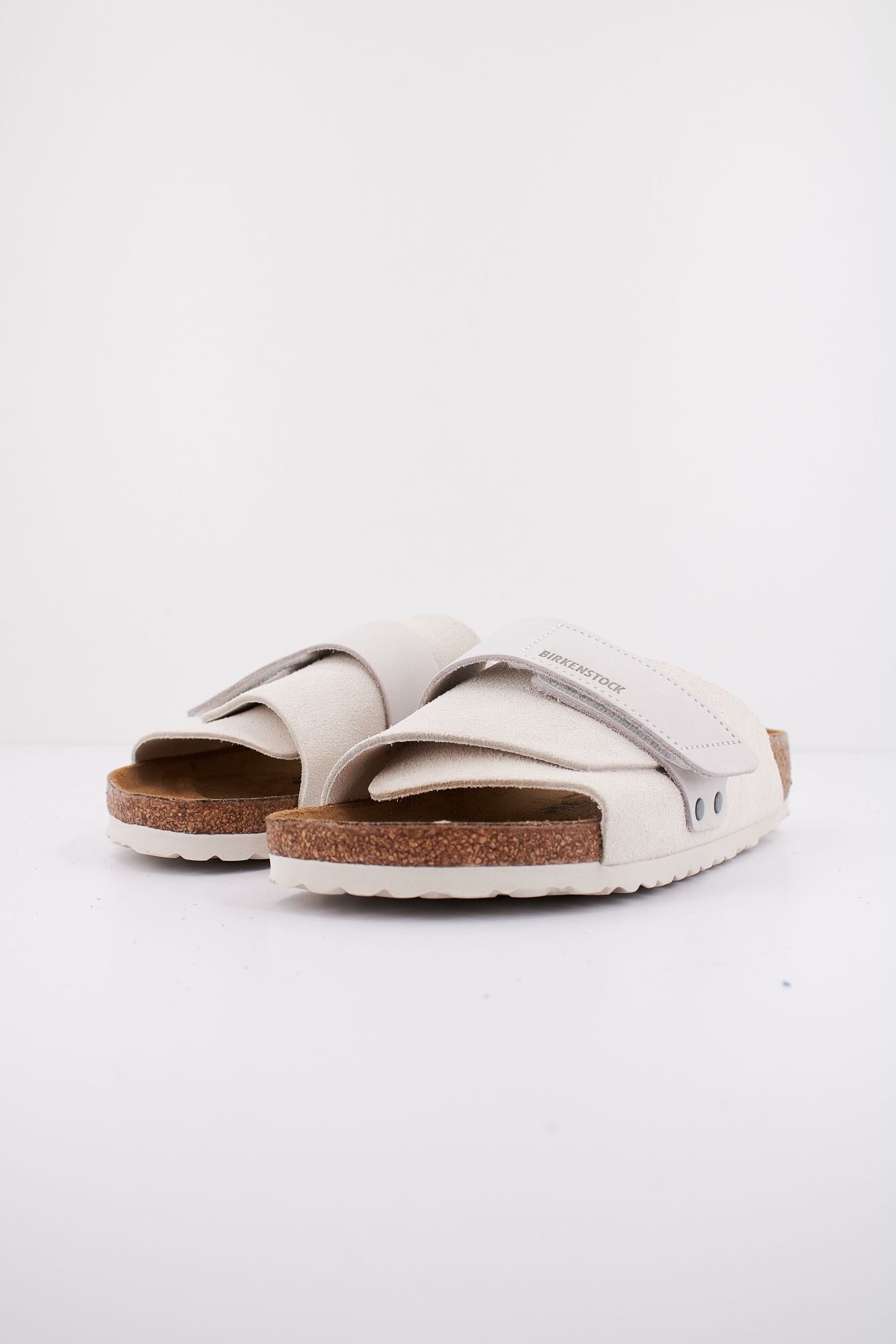 BIRKENSTOCK KYOTO NUBUCK/SUEDE LEATHE en color BEIS (2)