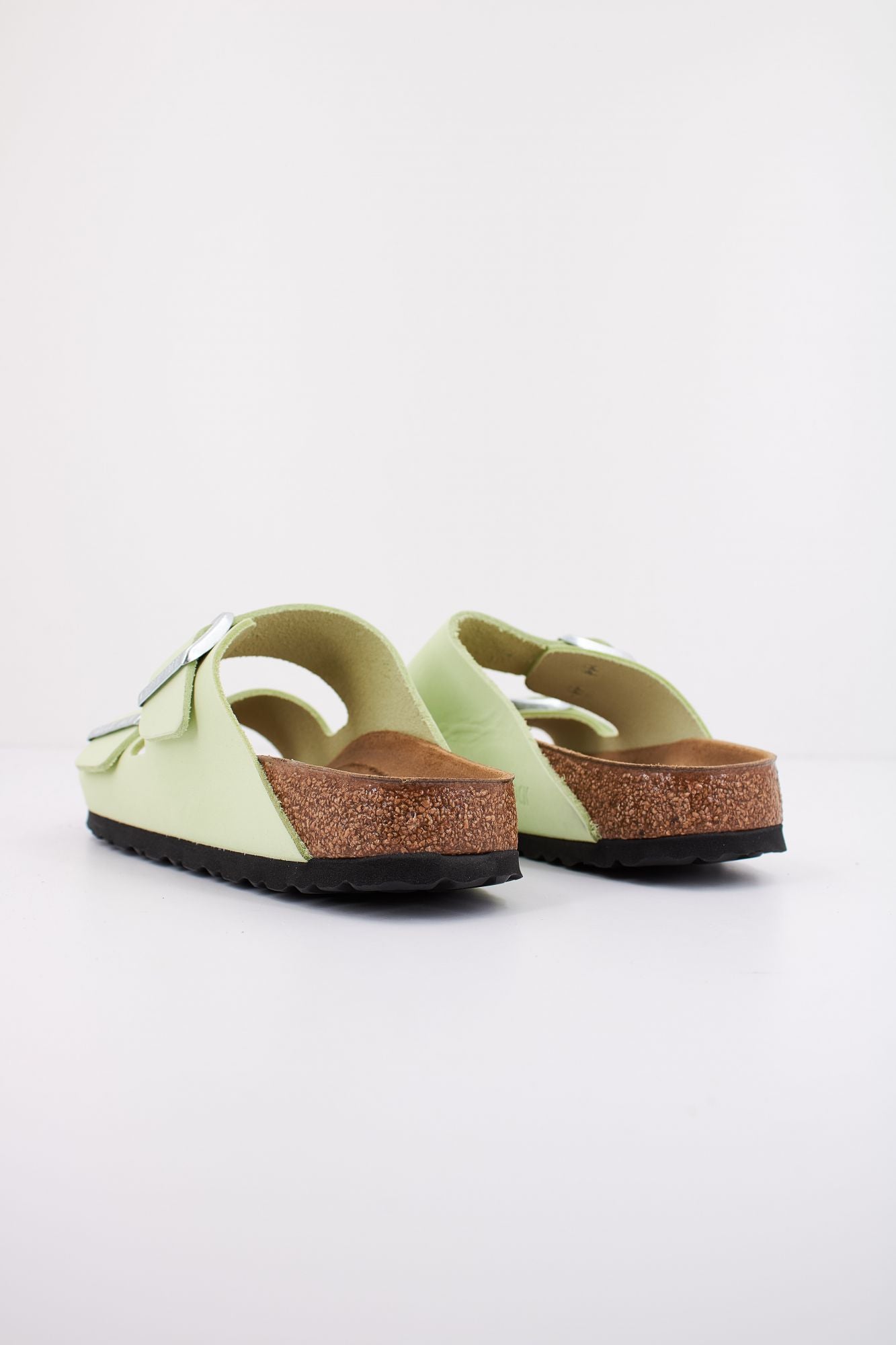 BIRKENSTOCK  ARIZONA NUBUCK LEATHER en color VERDE (3)