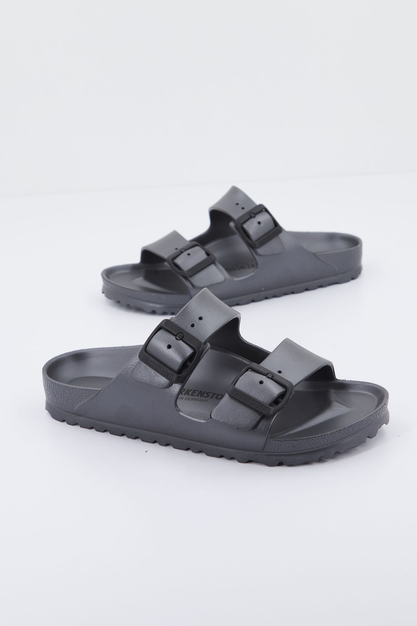 BIRKENSTOCK 1001498 en color GRIS (1)