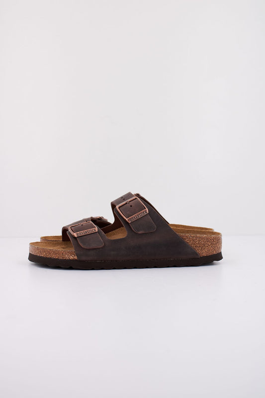 BIRKENSTOCK ARIZONA NU OILED en color MARRON (1)