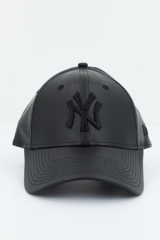 NEW ERA PU 9FORTY NEYY OSFM en color NEGRO (1)