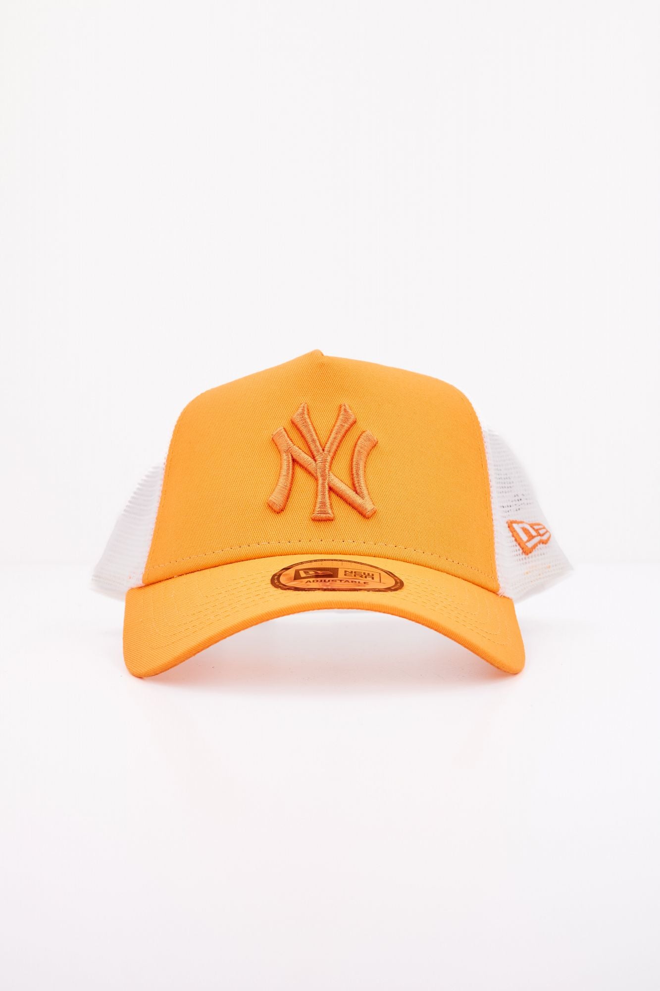 NEW ERA LEAGUE ESS TRUCKER NEYYA en color NARANJA (1)