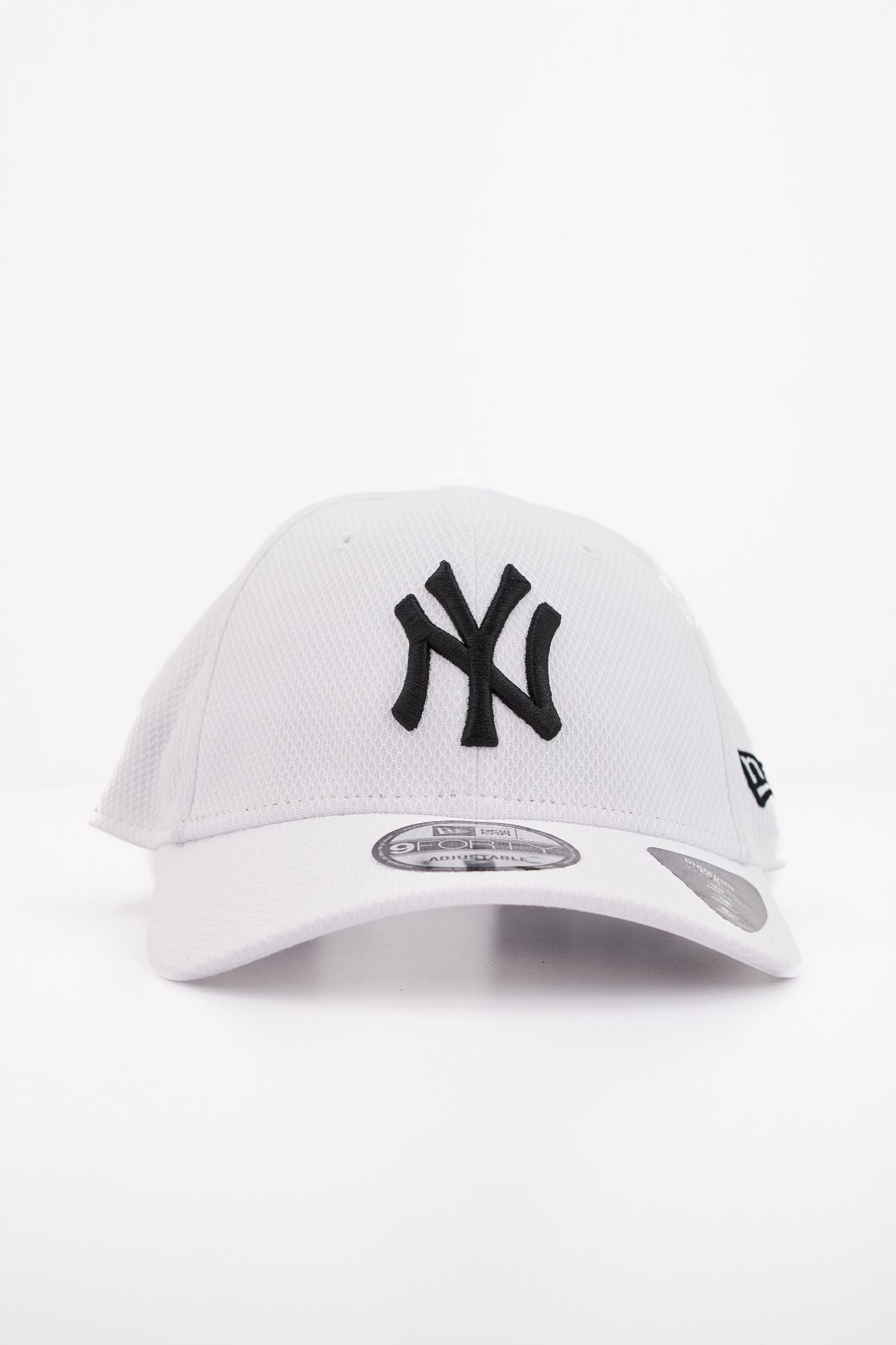 NEW ERA  DIAMND ERA ESS en color BLANCO (1)