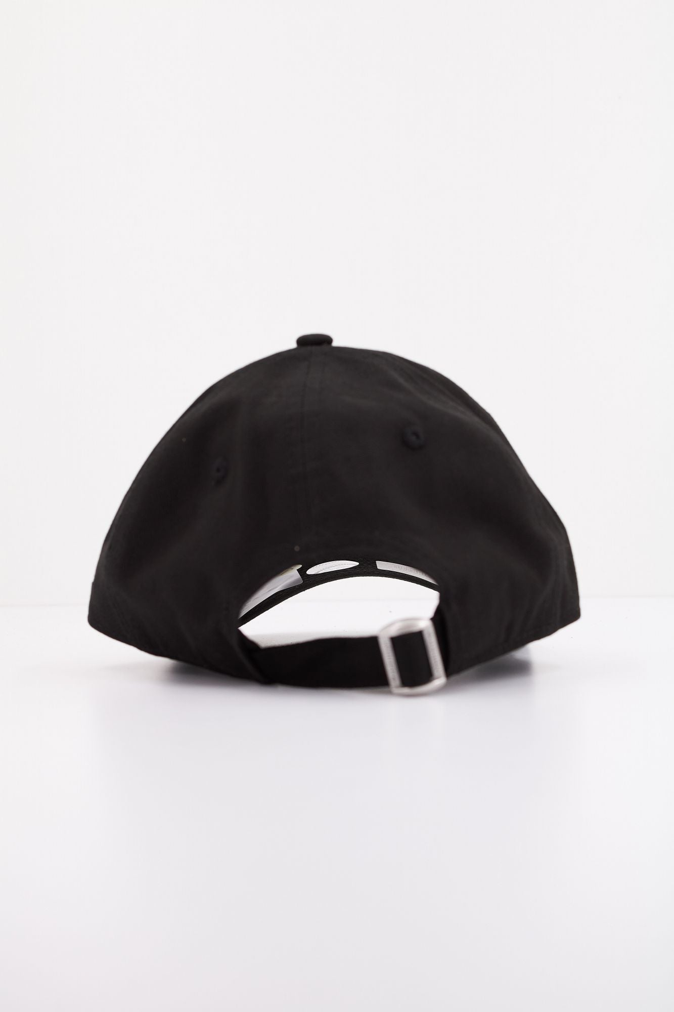 NEW ERA  LEAGUE ESS 9TWENTY en color NEGRO (3)