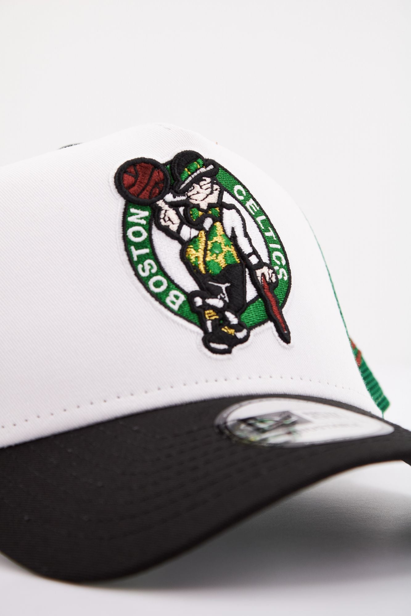 NEW ERA BOSTON CELTICS en color NEGRO (4)