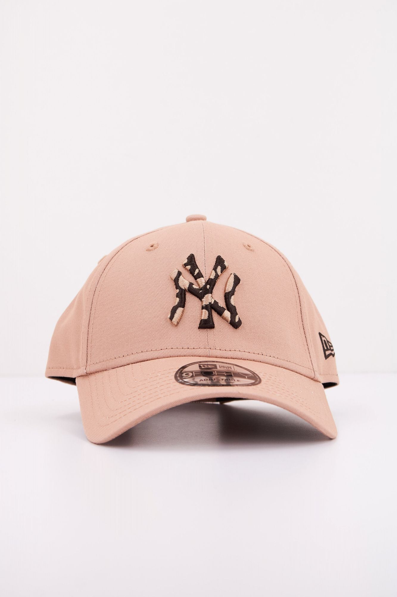 NEW ERA  NEW YORK YANKEES TTAEBR en color MARRON (1)