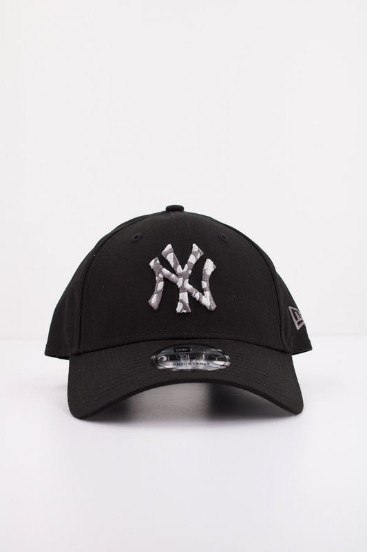 NEW ERA NEW YORK YANKEES en color NEGRO (1)