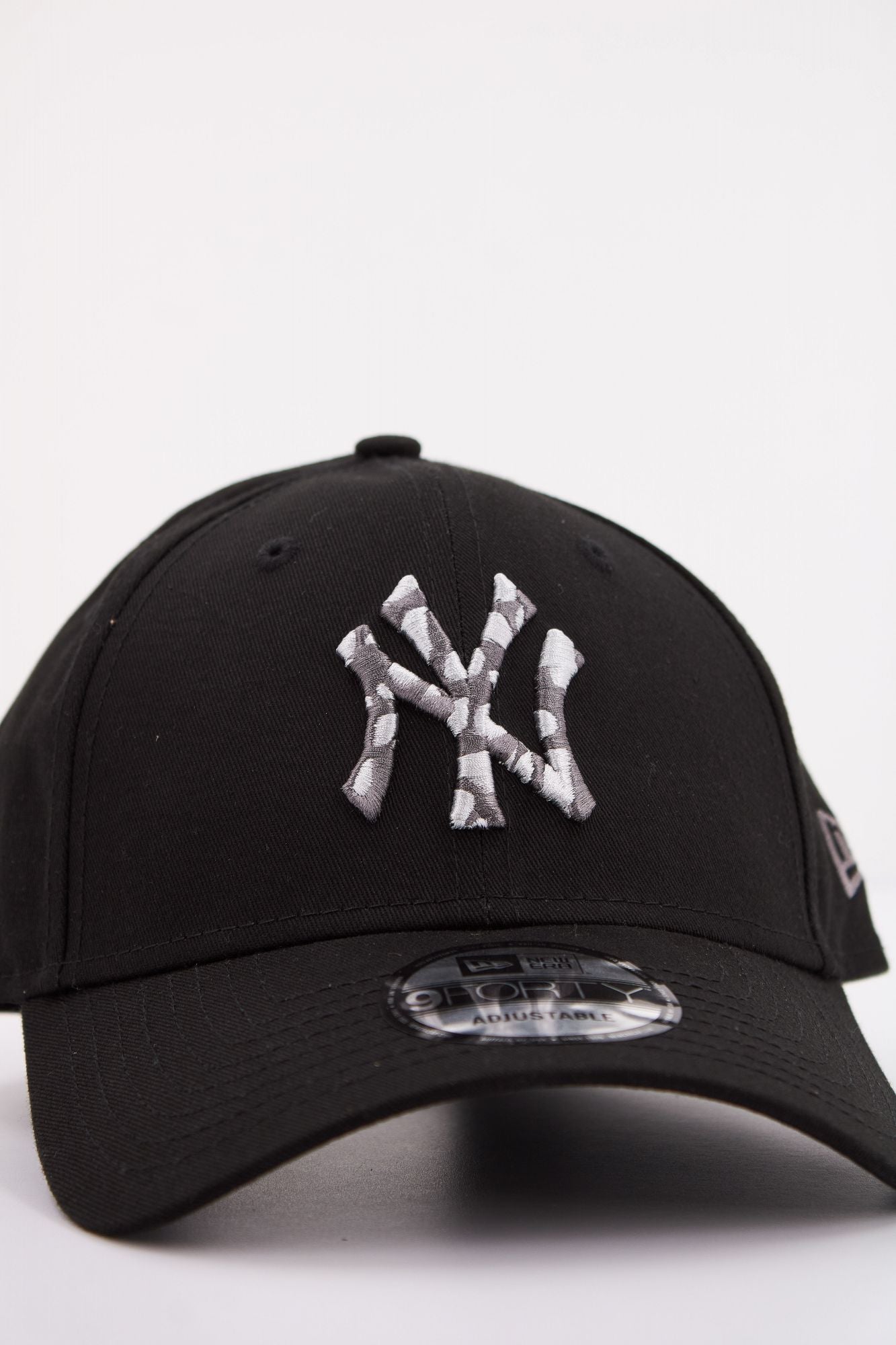 NEW ERA NEW YORK YANKEES en color NEGRO (4)