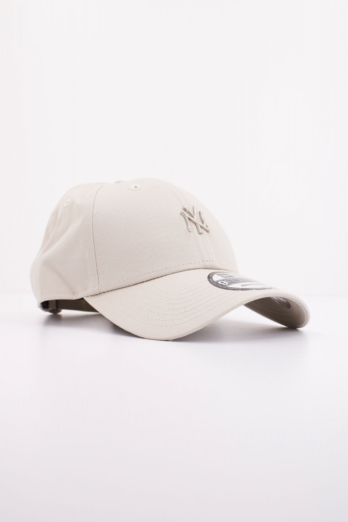 NEW ERA NEW YORK YANKEES STN en color BEIS (2)