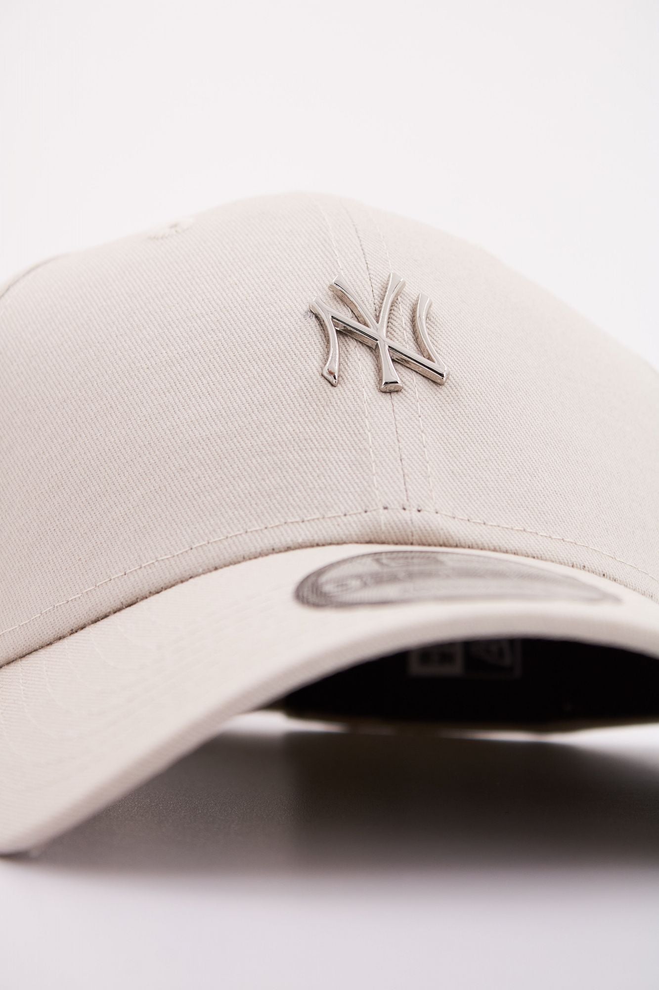 NEW ERA NEW YORK YANKEES STN en color BEIS (4)