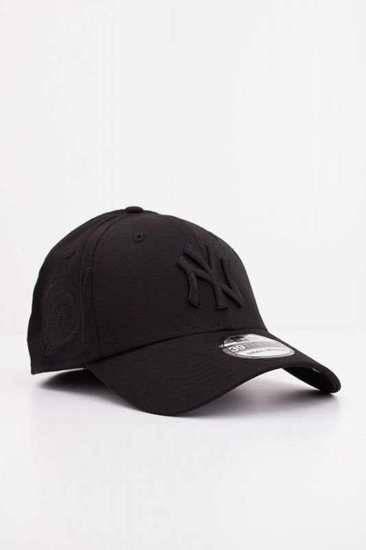 NEW ERA  NEW YORK YANKEES BLKBLK en color NEGRO (2)