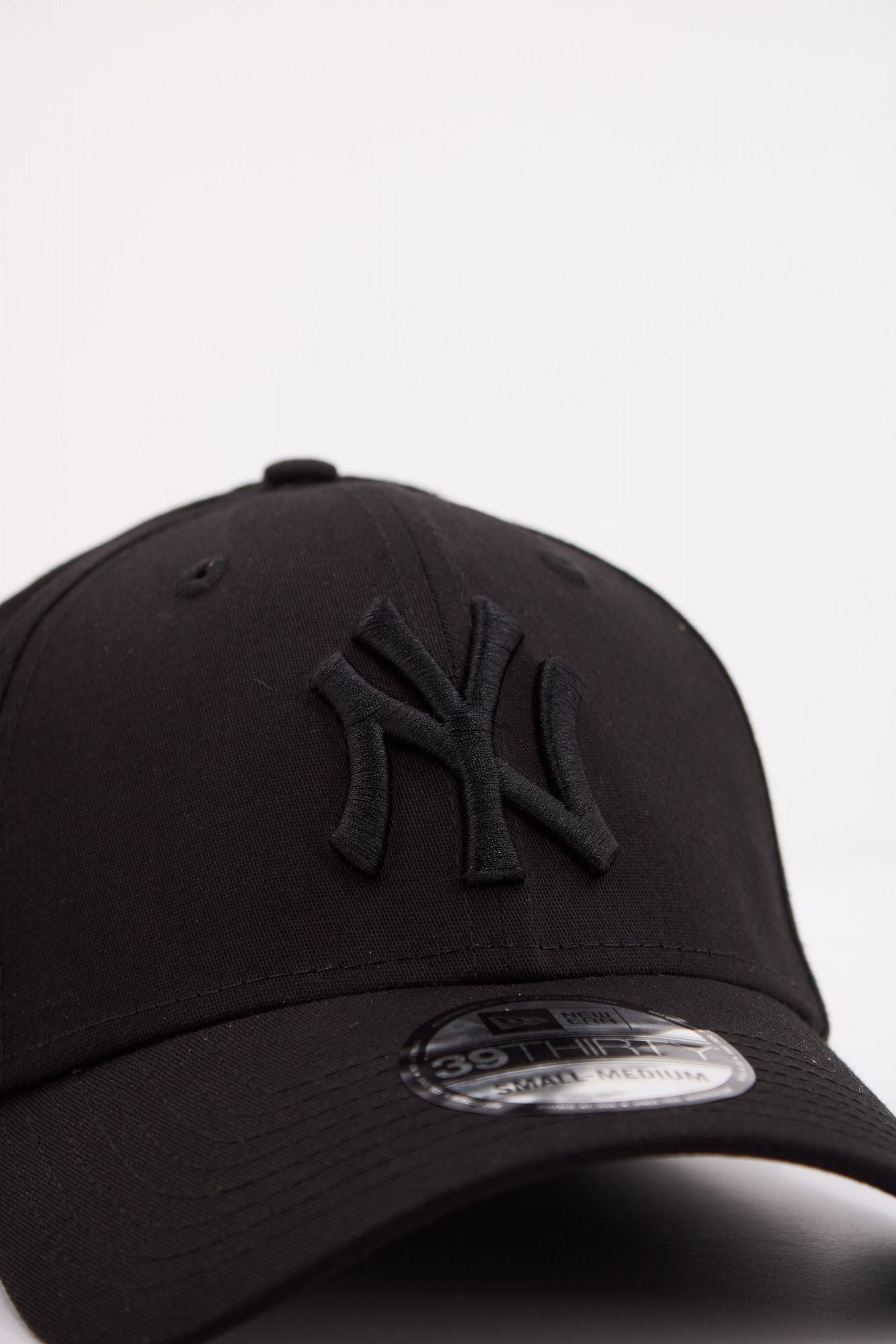 NEW ERA  NEW YORK YANKEES BLKBLK en color NEGRO (4)