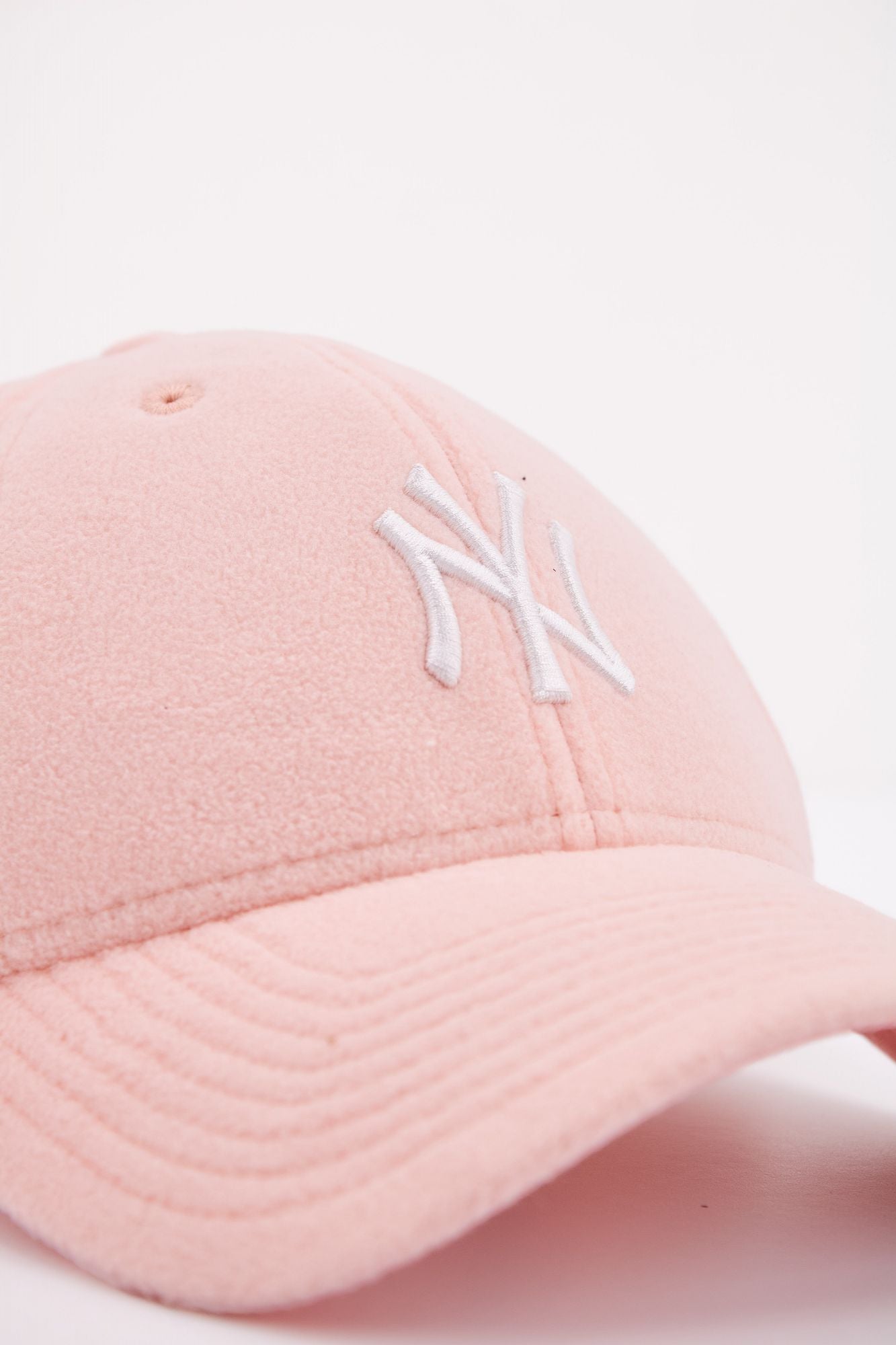 NEW ERA  NEW YORK YANKEES en color ROSA (4)