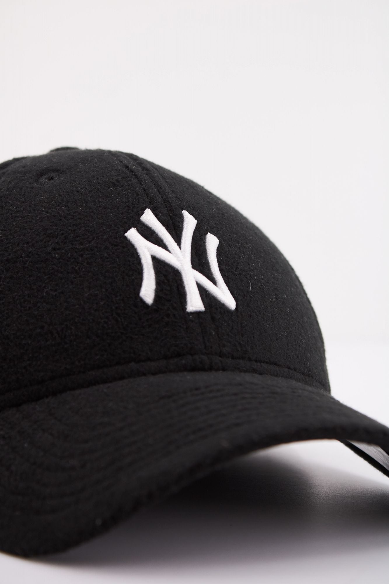 NEW ERA NEW YORK YANKEES en color NEGRO (4)