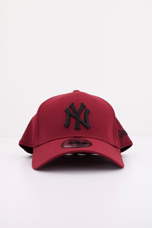 NEW ERA NEW YORK YANKEES INR en color BURDEOS (1)