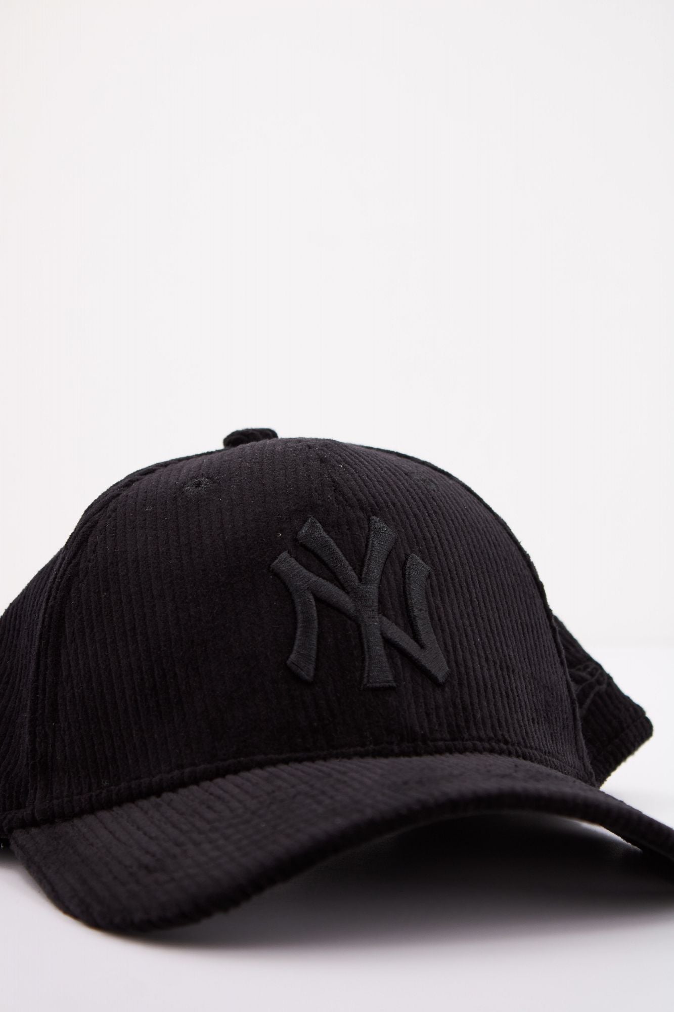 NEW ERA NEW YORK YANKEES BLK en color NEGRO (4)