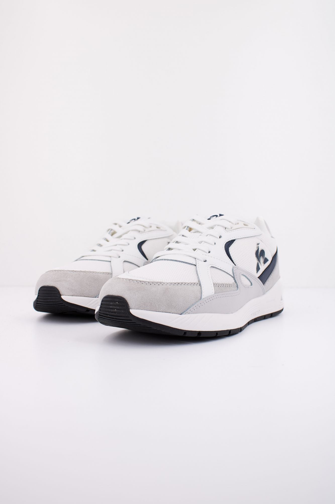 LE COQ SPORTIF R850_2 en color BLANCO (2)