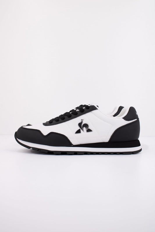 LE COQ SPORTIF ASTRA_2 en color NEGRO (1)