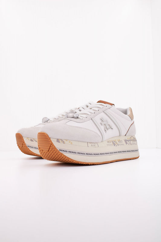 PREMIATA BETH  en color BLANCO (2)