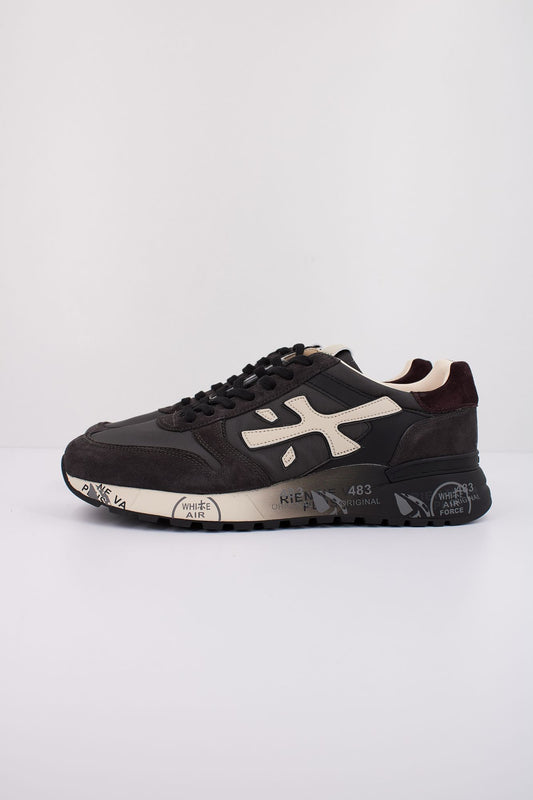 PREMIATA MICK 6872 en color NEGRO (1)